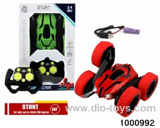2.4G 1:18 rc stunt car with light/include battery