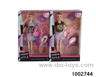11.5-inch 9-joint doll suit in window box