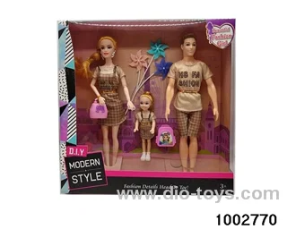 11.5-inch 12-joint doll suit in window box