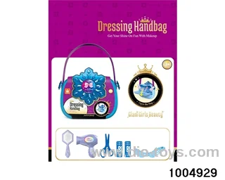 Beauty handbag in paper card
