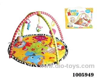 Baby playmat in Hand box