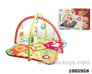Baby playmat in Hand box