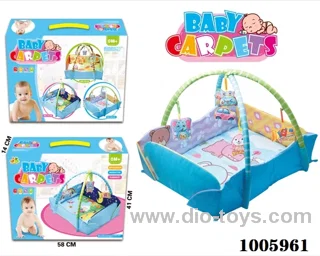 Baby playmat in Hand box