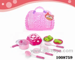kitchen setin basket