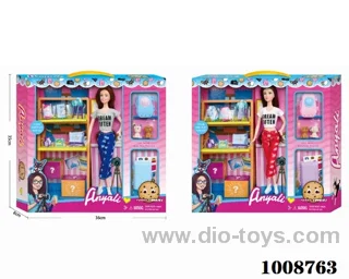 fashion doll set in Window box