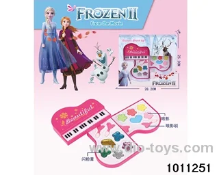 Children's cosmetics set in display box