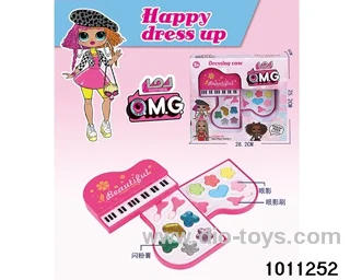 Children's cosmetics set in display box