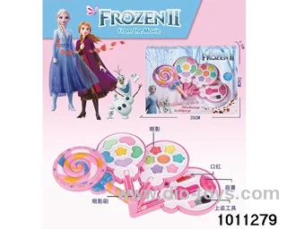 Children's cosmetics set in display box