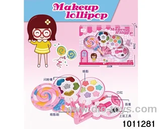 Children's cosmetics set in display box