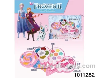 Children's cosmetics set in display box
