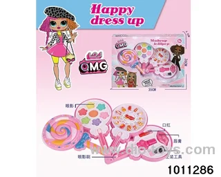 Children's cosmetics set in display box