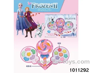 Children's cosmetics set in display box
