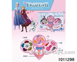 Children's cosmetics set in display box