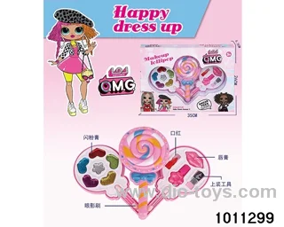 Children's cosmetics set in display box