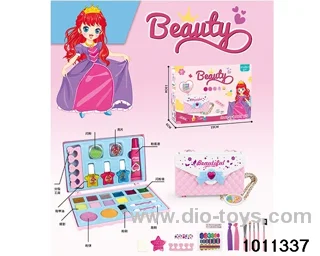 Children's cosmetics set in color box