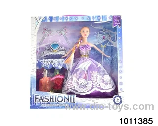 11 inch Barbie in window box