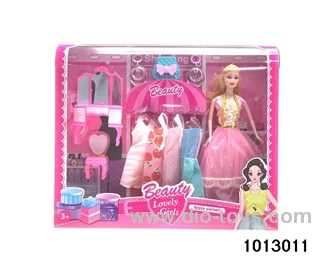 11 inch live hand solid Barbie in window box