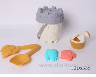 beach toys in  Net bag