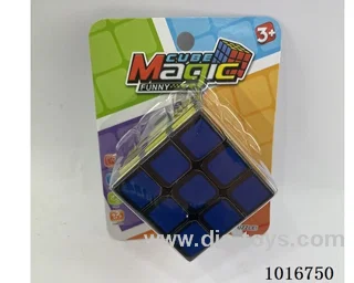 5.7cm cube in Blister card