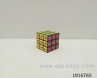 5.3cm cube in opp bag