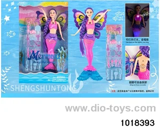13.5-inch light music doll set in window box