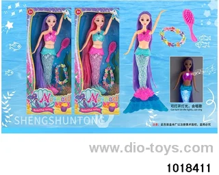 14-inch light music doll set in window box