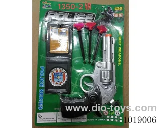 police gun set in blister card