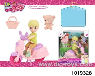 5 inch doll set in window box