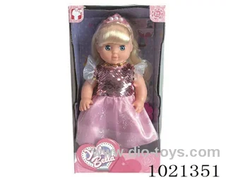 25cm  doll in window box