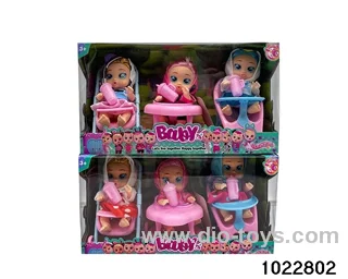 6.5-inch doll set in window box