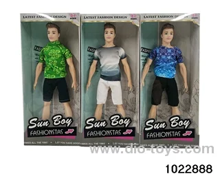 11.5 inch doll set in window box