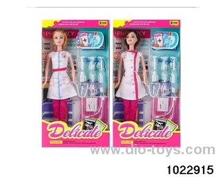 11.5 inch doll set in window box