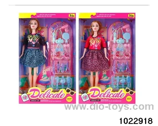 11.5 inch doll set in window box