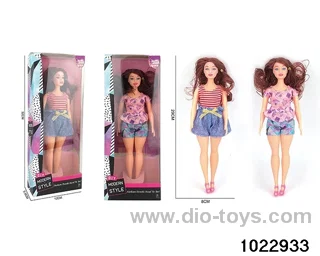 11.5 inch doll set in window box