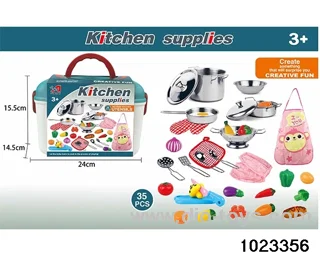 Stainless steel tableware in Plastic box