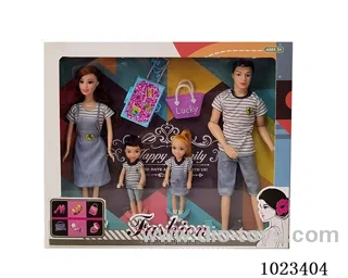 11.5inch doll family of four with suitcase&handbag in window box