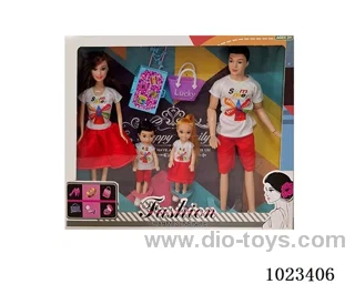 11.5inch doll family of four with suitcase&handbag in window box