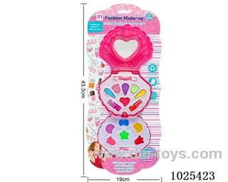 children's cosmetics  in  Blister card