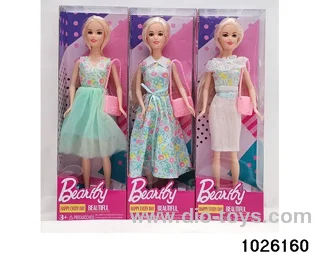 11.5 inch doll set in window box