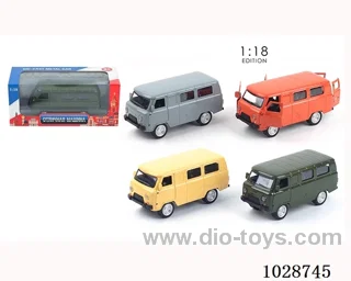 1:18 pull back alloy car with sound &light in window  box