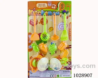 Kitchen set in blister card