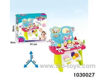 Dining table in color box