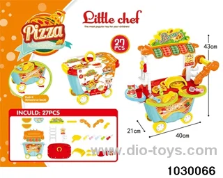 Pizzas in paper card