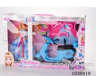 doll & motorcycle  in Gilf box