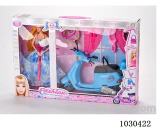 doll & motorcycle  in Gilf box