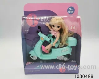 doll + motorcycle  in Display box