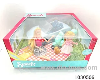 doll &car in color box
