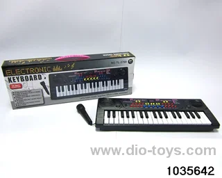 electronic keyboard in color box