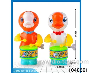 Drumming Goose on Chain in opp bag