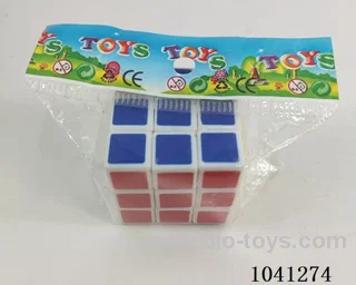 5.7cm cube in opp bag